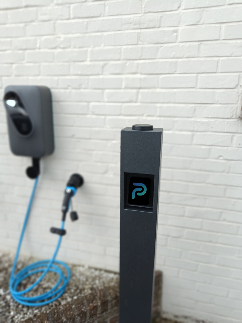 Powerland Payment Pole